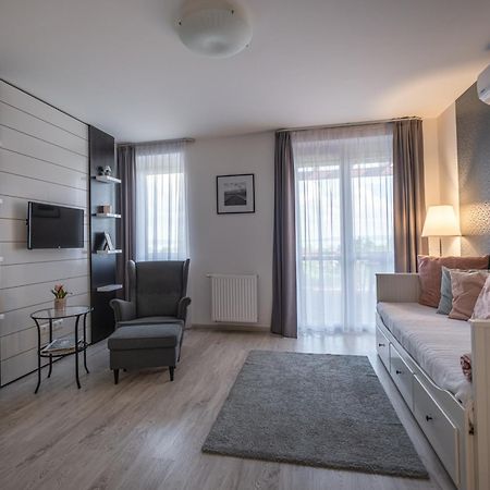 Aranymandula Apartmanok バラトンアカリ エクステリア 写真
