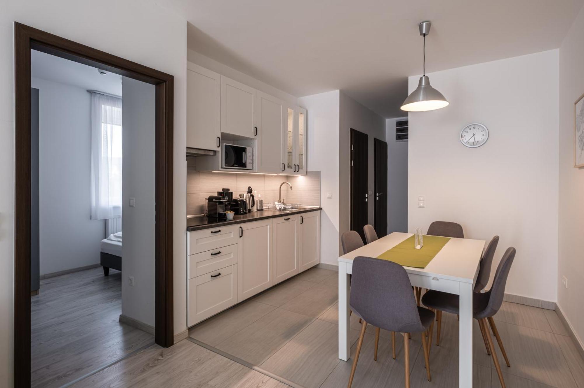 Aranymandula Apartmanok バラトンアカリ エクステリア 写真