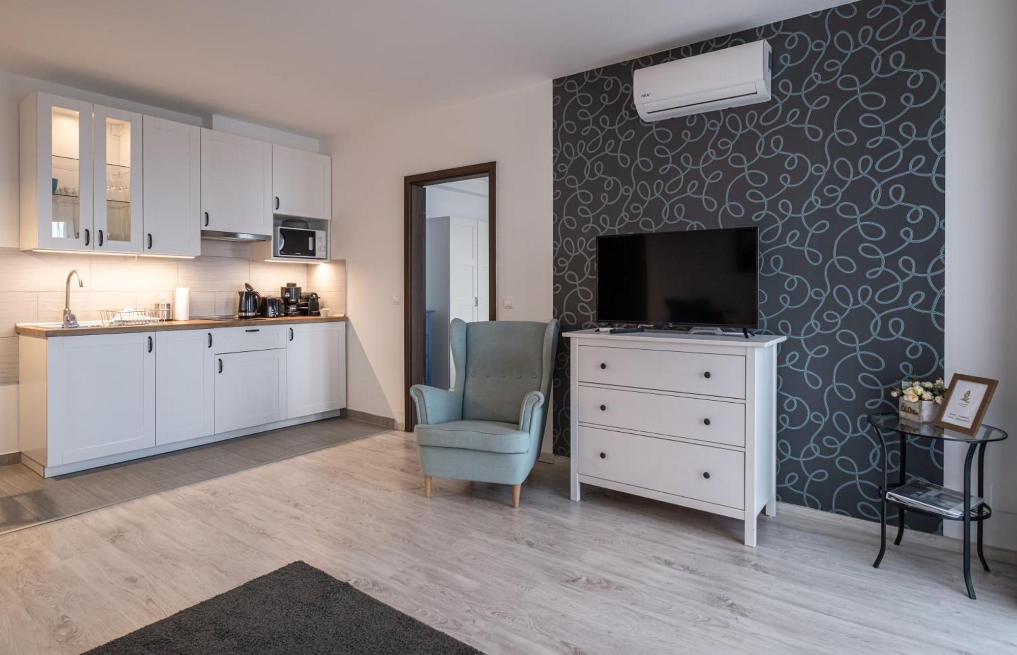 Aranymandula Apartmanok バラトンアカリ エクステリア 写真